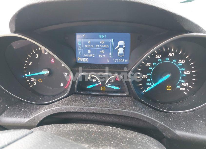 Photo 7 of 2015 Ford Escape SE (VIN 1FMCU9G95FUA10126)