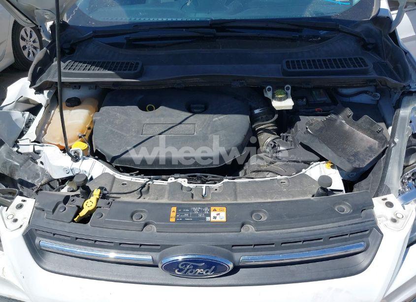 Photo 10 of 2015 Ford Escape SE (VIN 1FMCU9G95FUA43868)