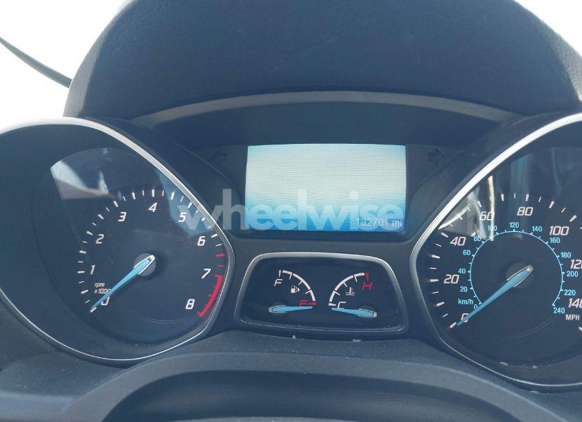 Photo 14 of 2015 Ford Escape SE (VIN 1FMCU9G95FUA43868)