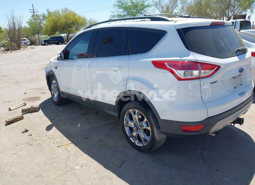 Photo 3 of 2015 Ford Escape SE (VIN 1FMCU9G95FUA43868)