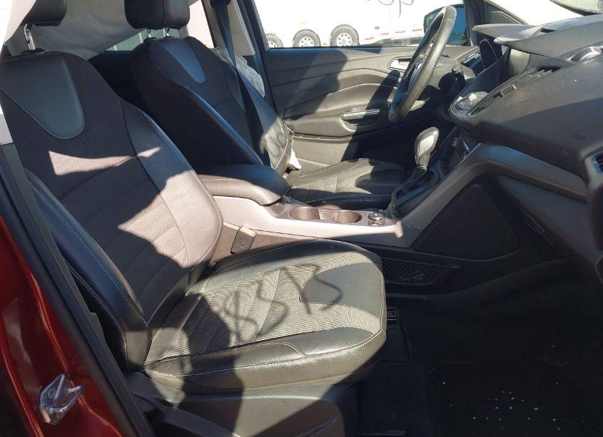 Photo 5 of 2015 Ford Escape SE (VIN 1FMCU9G95FUA71363)