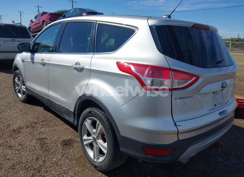 Photo 3 of 2015 Ford Escape SE (VIN 1FMCU9G95FUC13596)
