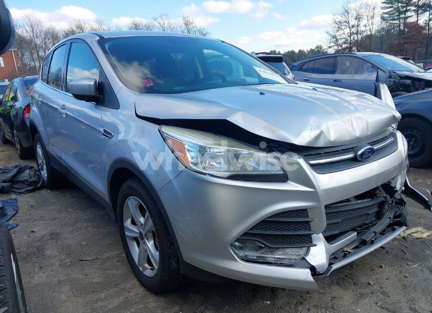 2015 Ford Escape SE (VIN 1FMCU9G95FUC39129) main photo