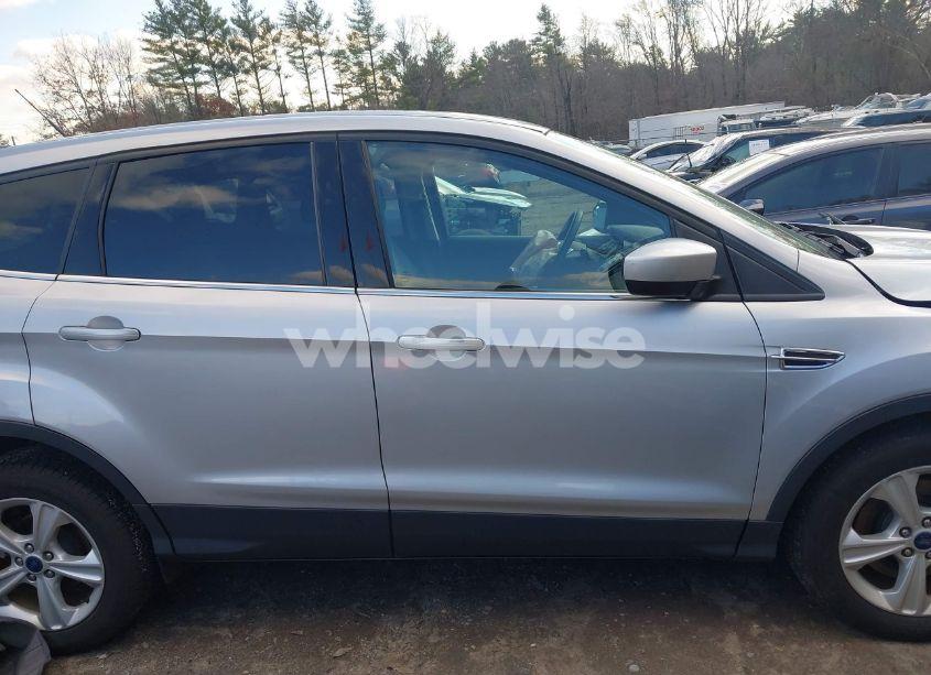 Photo 13 of 2015 Ford Escape SE (VIN 1FMCU9G95FUC39129)