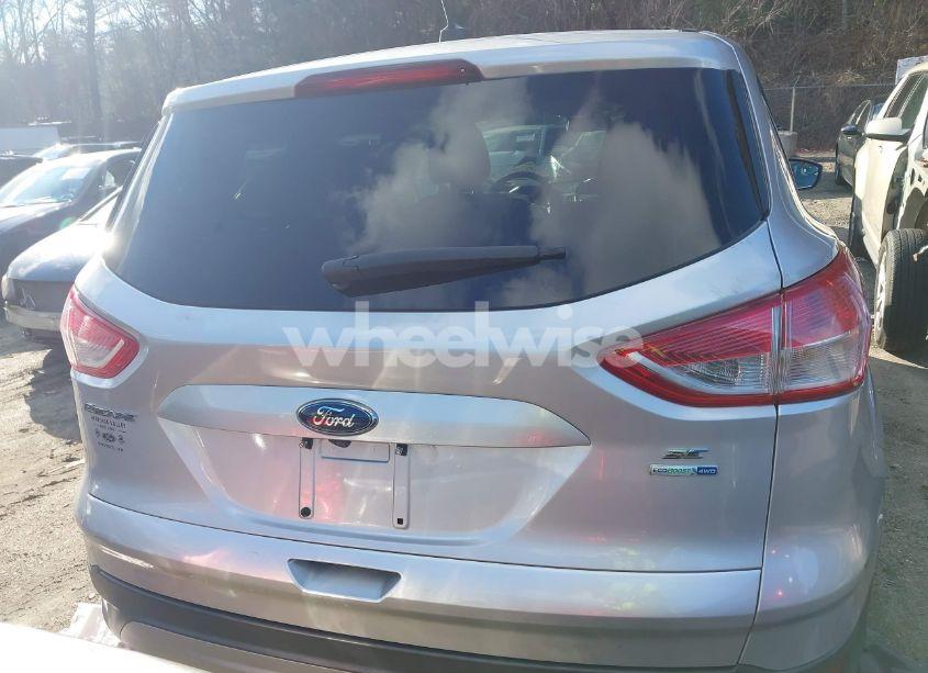 Photo 16 of 2015 Ford Escape SE (VIN 1FMCU9G95FUC39129)