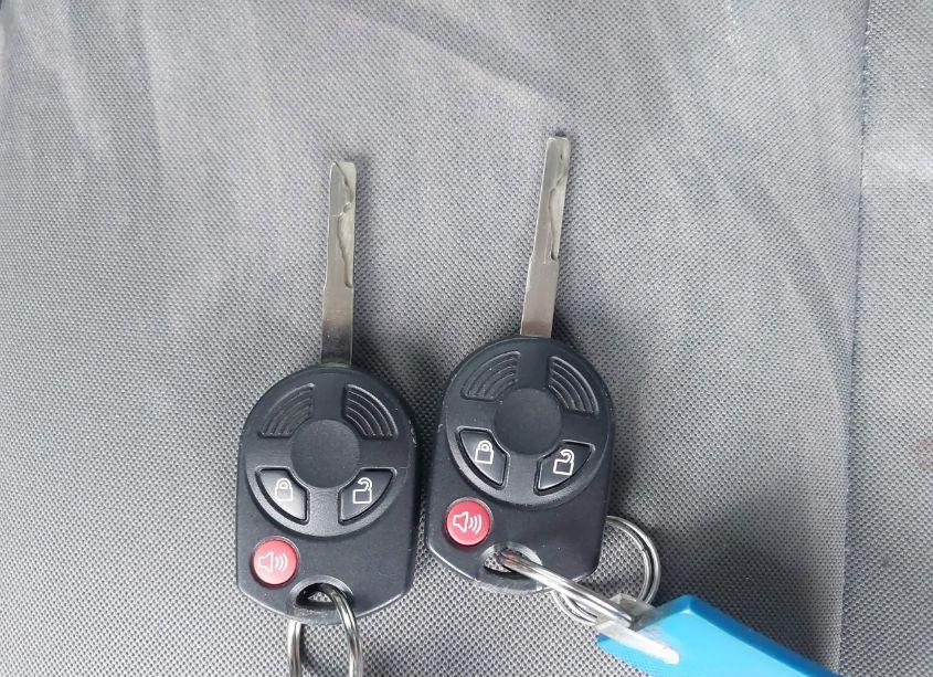 Photo 11 of 2016 Ford Escape SE (VIN 1FMCU9G95GUA77388)