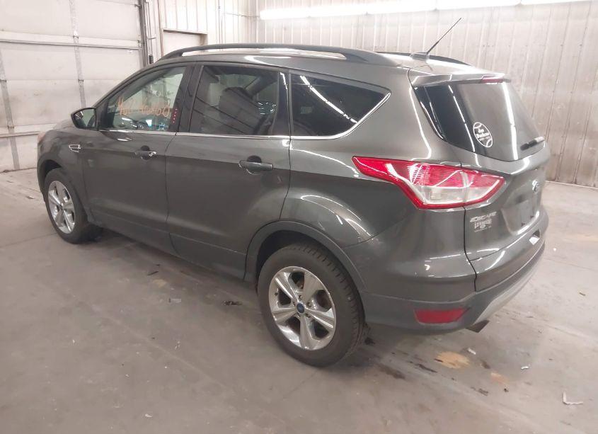 Photo 3 of 2016 Ford Escape SE (VIN 1FMCU9G95GUA77388)