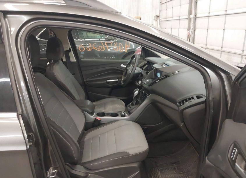 Photo 5 of 2016 Ford Escape SE (VIN 1FMCU9G95GUA77388)