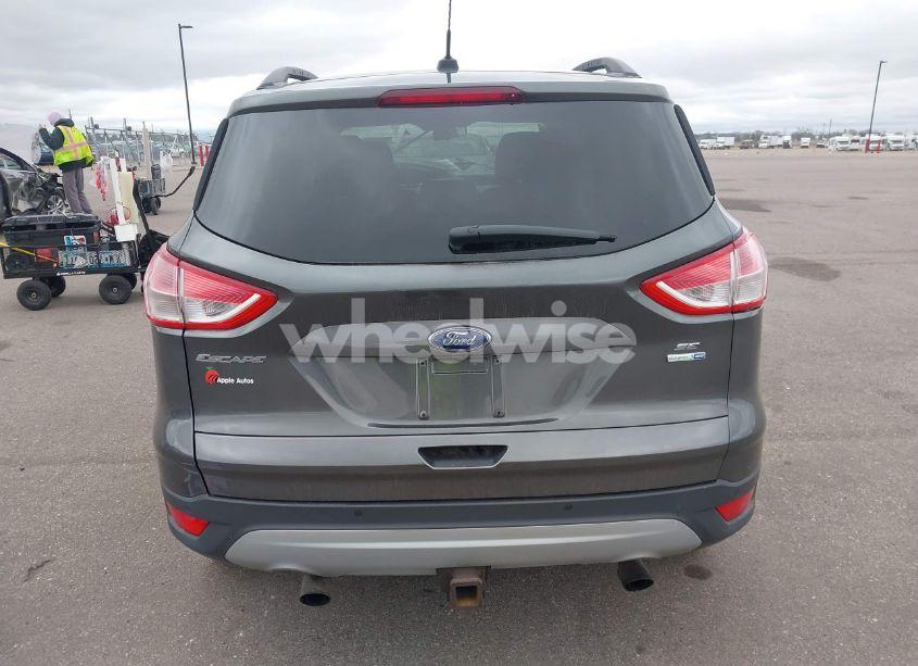 Photo 16 of 2016 Ford Escape SE (VIN 1FMCU9G95GUA84700)