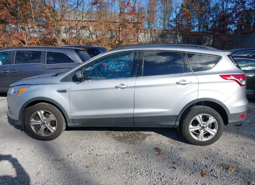 Photo 15 of 2016 Ford Escape SE (VIN 1FMCU9G95GUC82550)