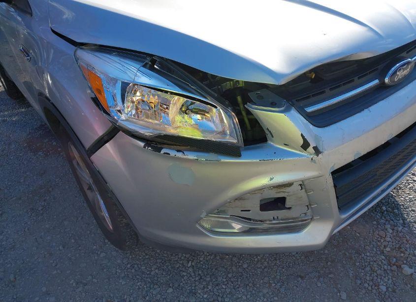 Photo 6 of 2016 Ford Escape SE (VIN 1FMCU9G95GUC82550)