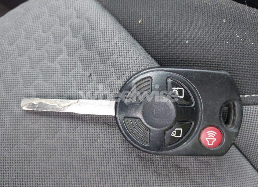 Photo 11 of 2017 Ford Escape SE (VIN 1FMCU9G95HUA28452)