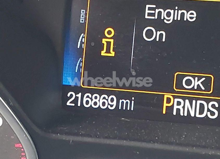 Photo 15 of 2017 Ford Escape SE (VIN 1FMCU9G95HUA28452)