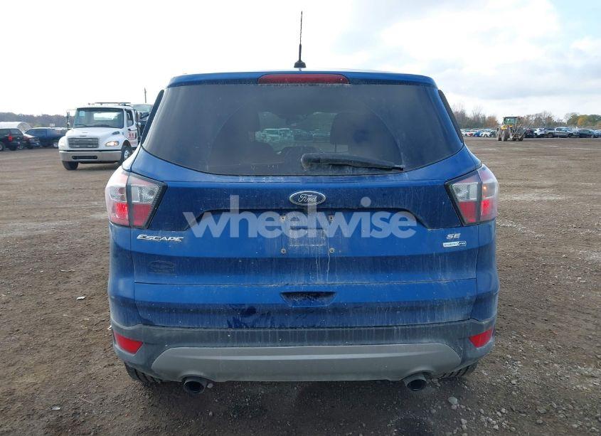Photo 16 of 2017 Ford Escape SE (VIN 1FMCU9G95HUA28452)