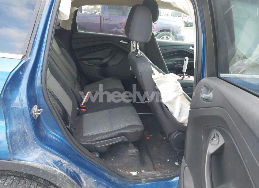 Photo 8 of 2017 Ford Escape SE (VIN 1FMCU9G95HUA28452)