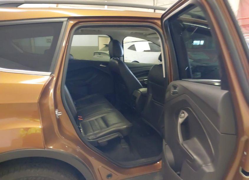 Photo 8 of 2017 Ford Escape SE (VIN 1FMCU9G95HUA45168)