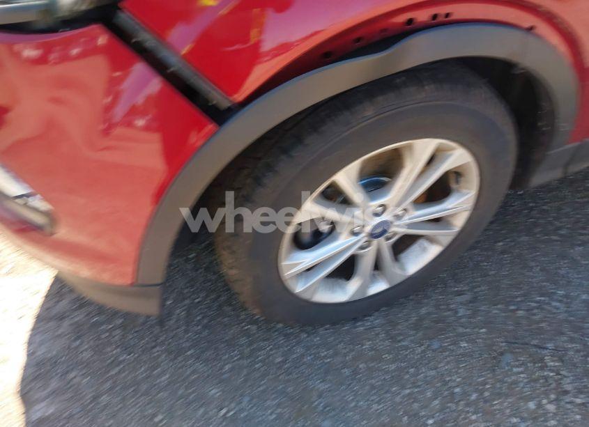 Photo 12 of 2017 Ford Escape SE (VIN 1FMCU9G95HUB72664)