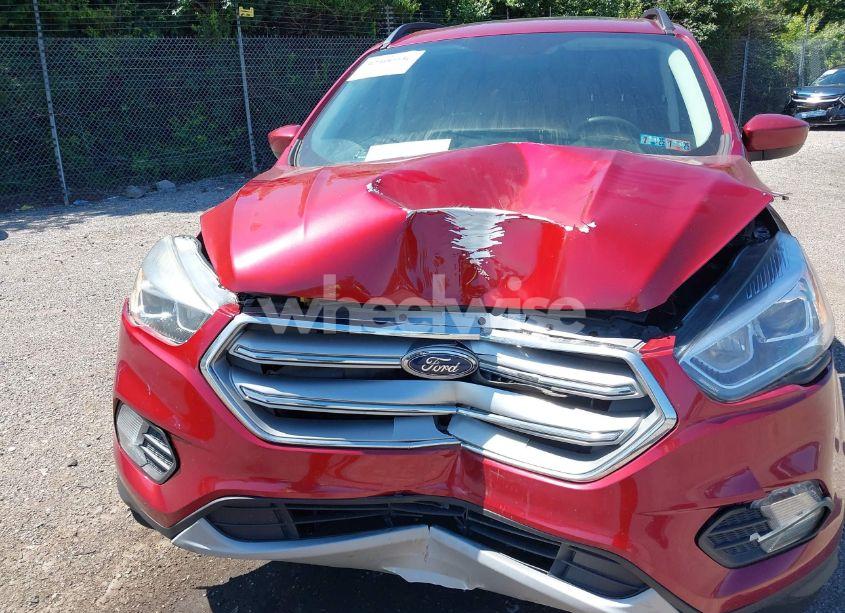 Photo 6 of 2017 Ford Escape SE (VIN 1FMCU9G95HUB72664)