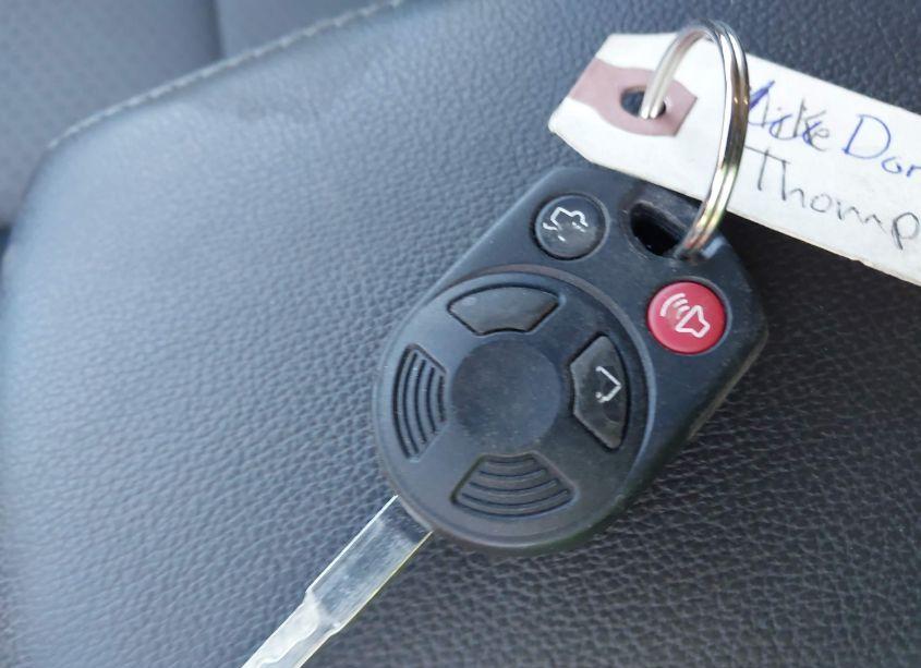 Photo 11 of 2017 Ford Escape SE (VIN 1FMCU9G95HUB81106)