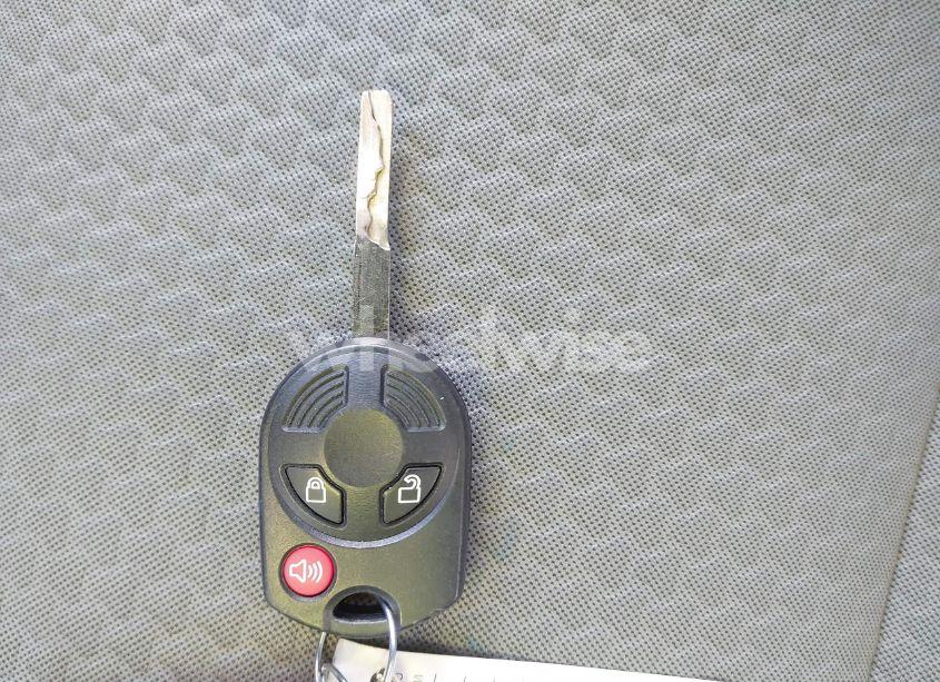 Photo 11 of 2017 Ford Escape SE (VIN 1FMCU9G95HUB93949)