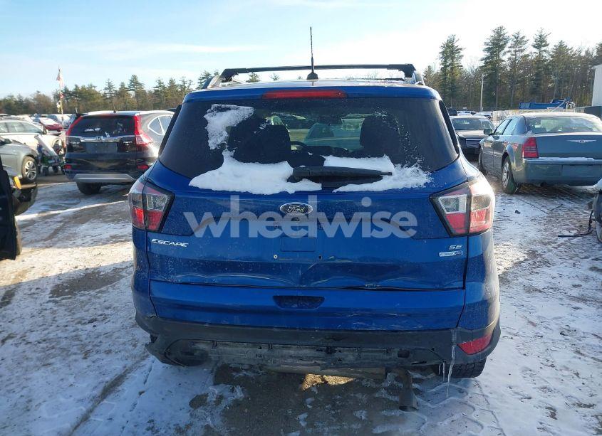 Photo 16 of 2017 Ford Escape SE (VIN 1FMCU9G95HUB93949)
