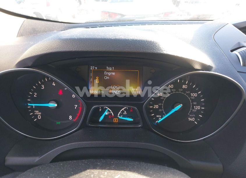 Photo 7 of 2017 Ford Escape SE (VIN 1FMCU9G95HUB93949)