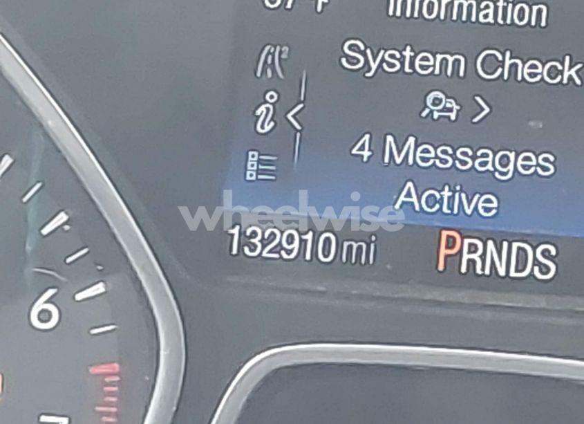 Photo 15 of 2017 Ford Escape SE (VIN 1FMCU9G95HUC83618)