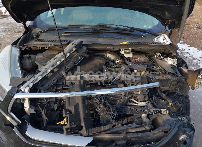 Photo 10 of 2017 Ford Escape SE (VIN 1FMCU9G95HUC99026)