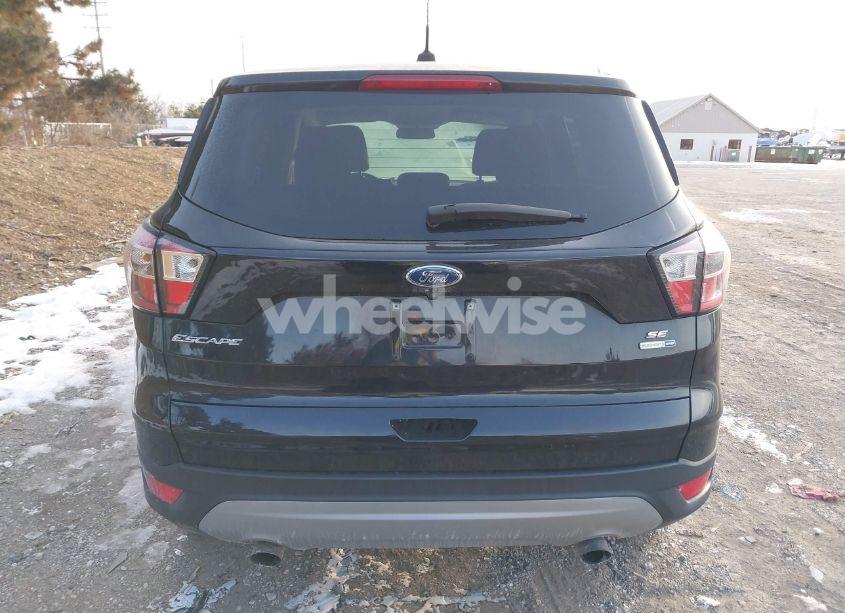 Photo 16 of 2017 Ford Escape SE (VIN 1FMCU9G95HUC99026)