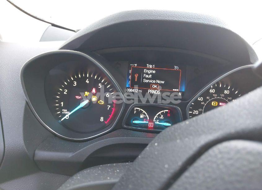 Photo 7 of 2017 Ford Escape SE (VIN 1FMCU9G95HUC99026)