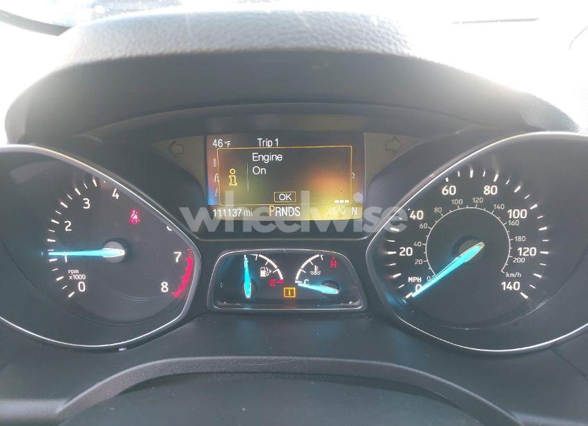 Photo 7 of 2017 Ford Escape SE (VIN 1FMCU9G95HUE35784)