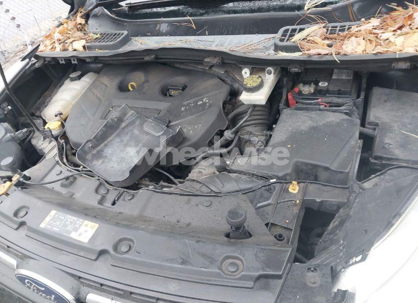 Photo 10 of 2013 Ford Escape SE (VIN 1FMCU9G96DUA34397)