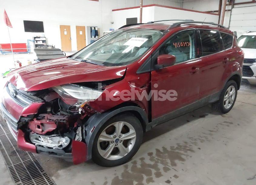 Photo 2 of 2013 Ford Escape SE (VIN 1FMCU9G96DUA85656)