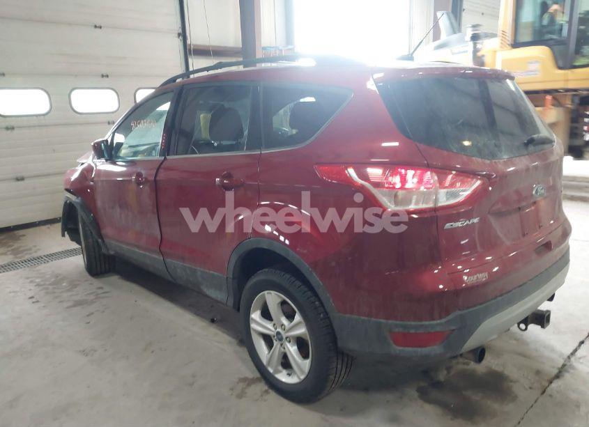 Photo 3 of 2013 Ford Escape SE (VIN 1FMCU9G96DUA85656)