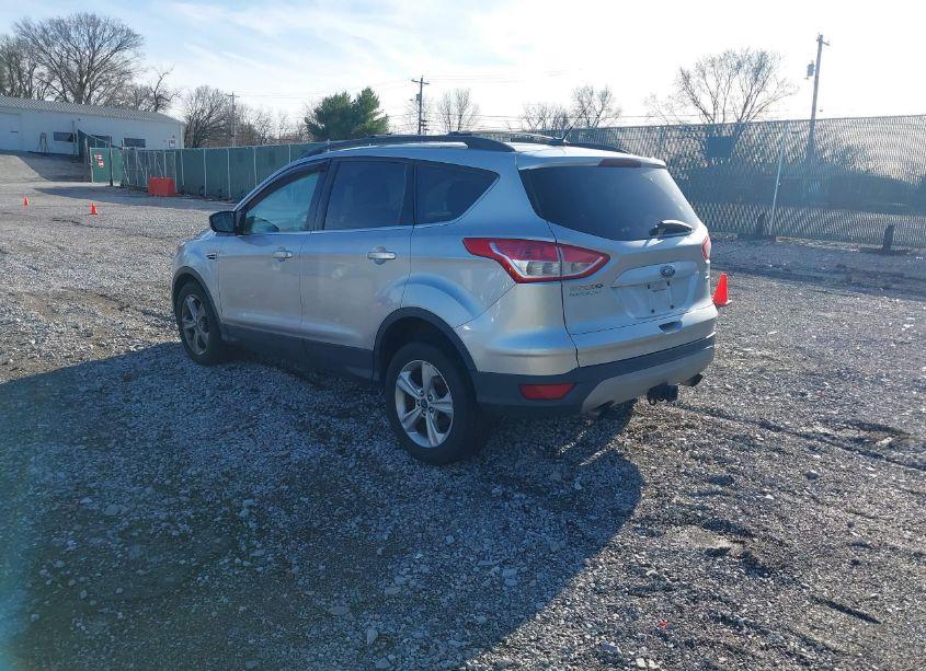 Photo 3 of 2013 Ford Escape SE (VIN 1FMCU9G96DUB15268)