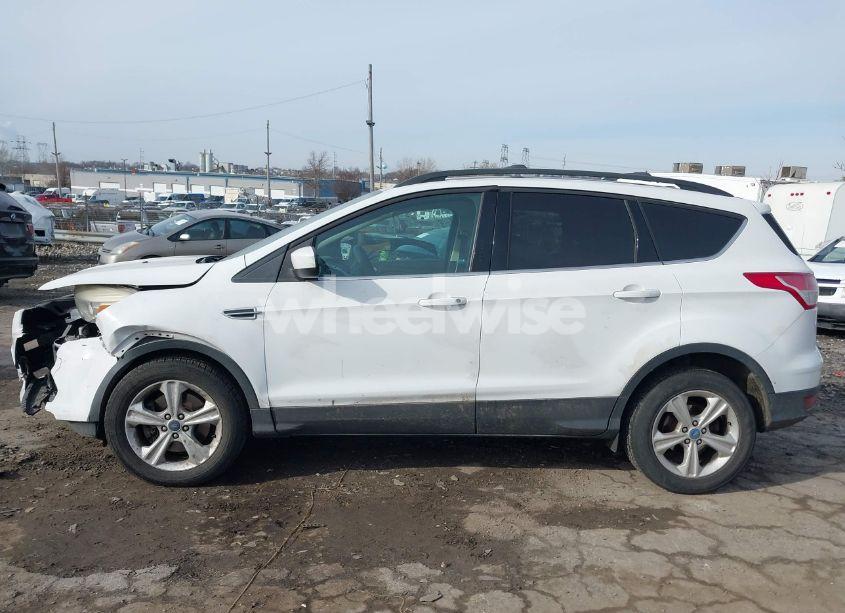 Photo 13 of 2013 Ford Escape SE (VIN 1FMCU9G96DUC40352)