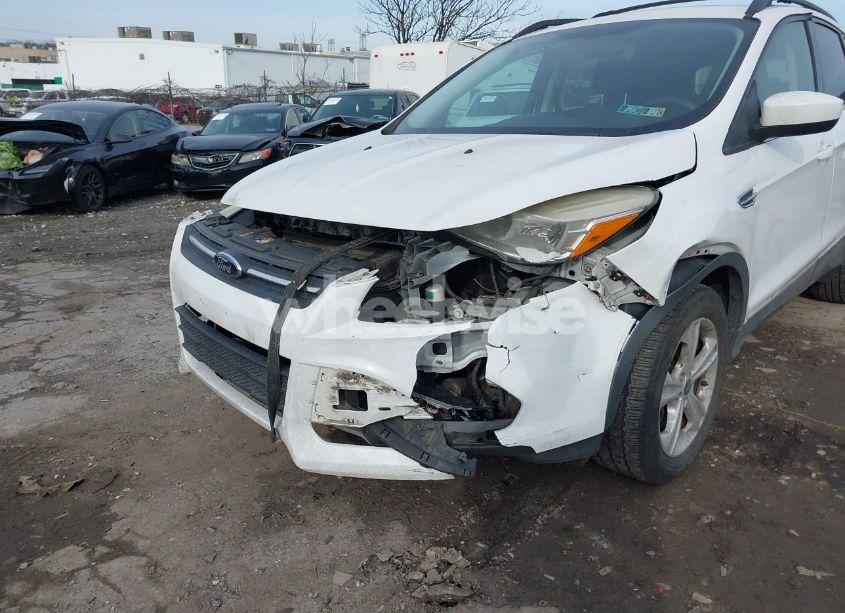 Photo 6 of 2013 Ford Escape SE (VIN 1FMCU9G96DUC40352)