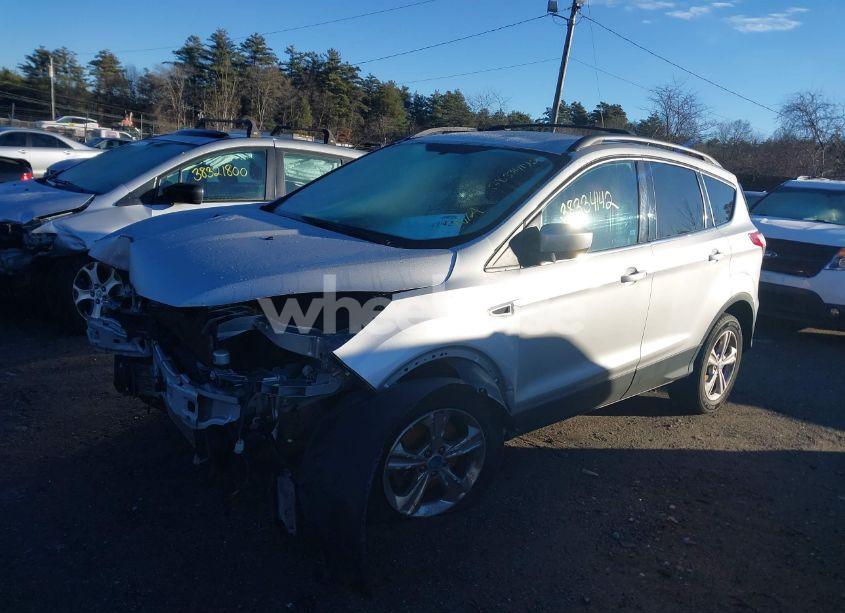 Photo 2 of 2013 Ford Escape SE (VIN 1FMCU9G96DUC98042)