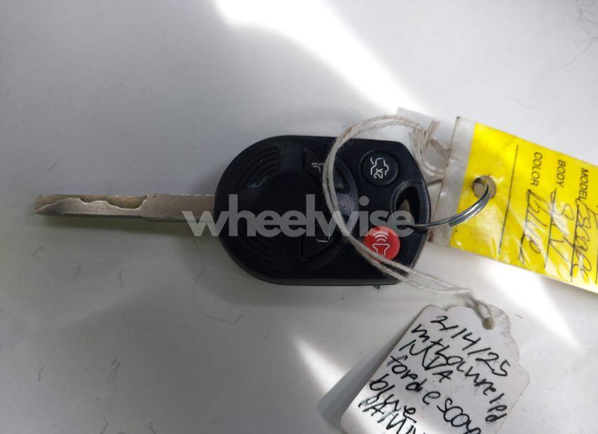 Photo 11 of 2013 Ford Escape SE (VIN 1FMCU9G96DUD33369)