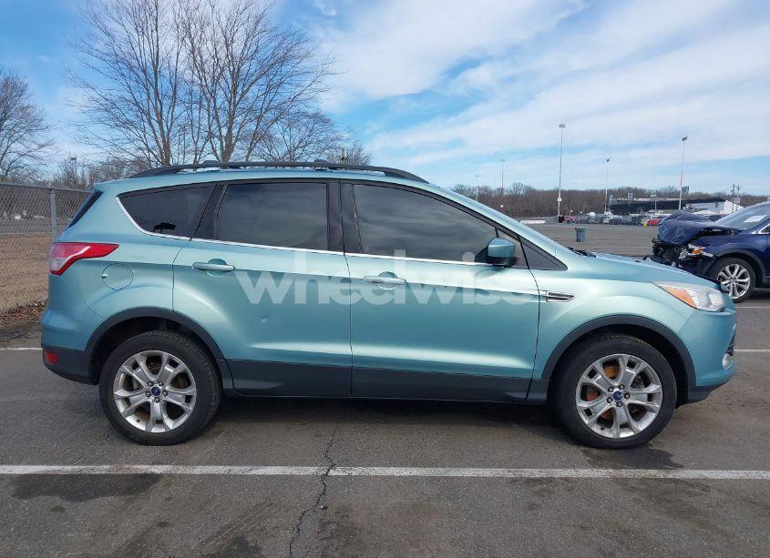 Photo 13 of 2013 Ford Escape SE (VIN 1FMCU9G96DUD33369)