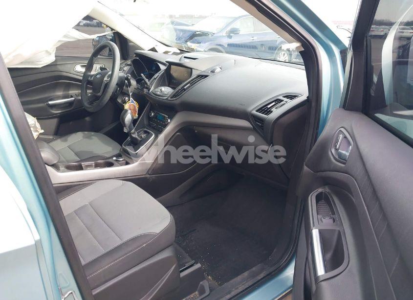 Photo 5 of 2013 Ford Escape SE (VIN 1FMCU9G96DUD33369)