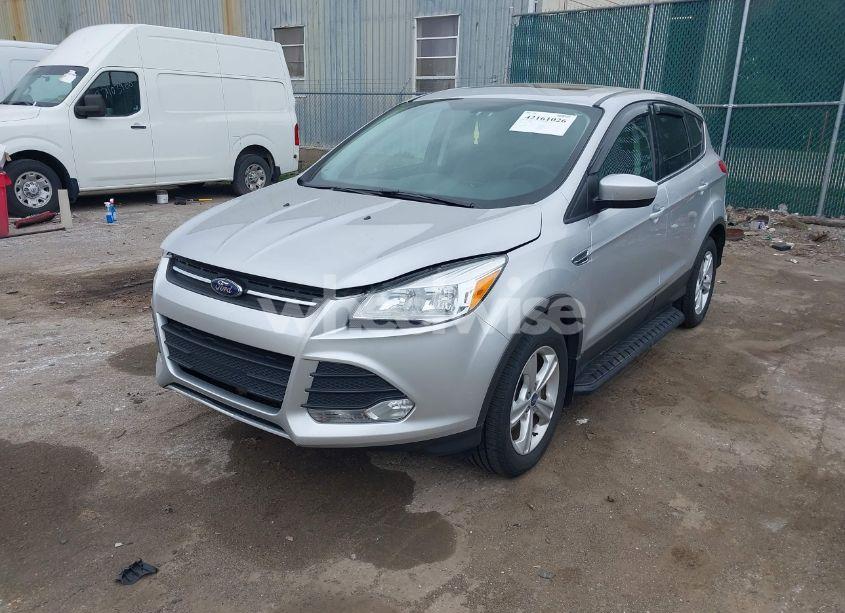 Photo 2 of 2014 Ford Escape SE (VIN 1FMCU9G96EUA31064)