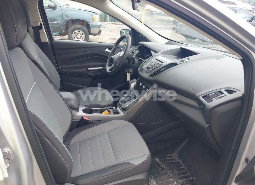 Photo 5 of 2014 Ford Escape SE (VIN 1FMCU9G96EUA31064)