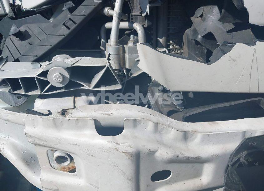 Photo 6 of 2014 Ford Escape SE (VIN 1FMCU9G96EUB30984)