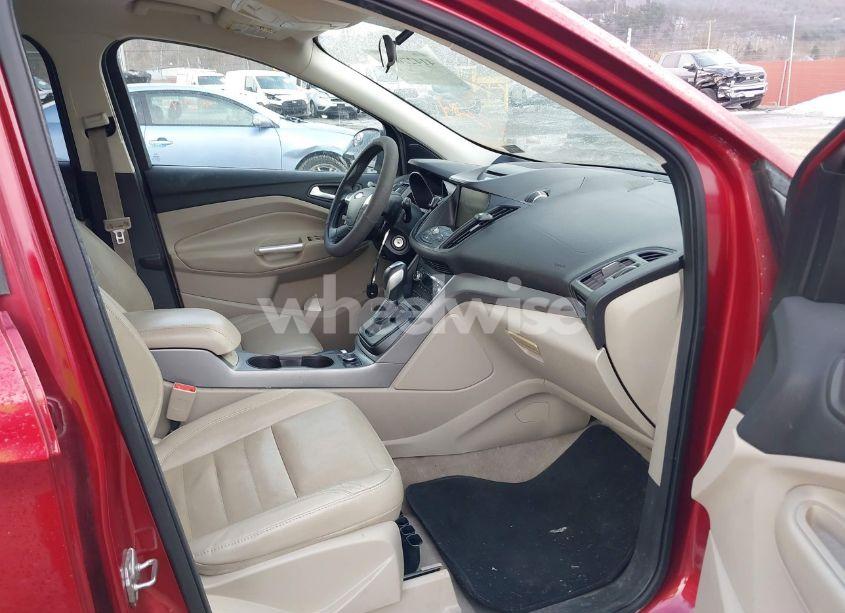 Photo 5 of 2014 Ford Escape SE (VIN 1FMCU9G96EUC41244)