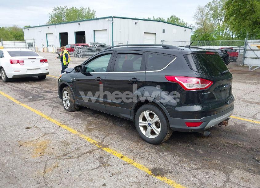 Photo 3 of 2014 Ford Escape SE (VIN 1FMCU9G96EUD57706)
