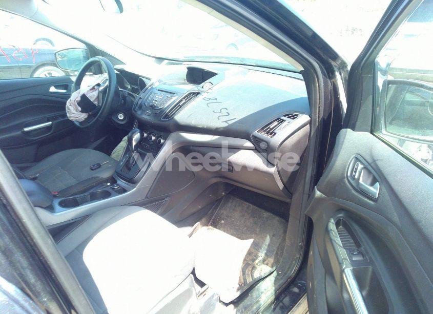 Photo 5 of 2015 Ford Escape SE (VIN 1FMCU9G96FUA10054)