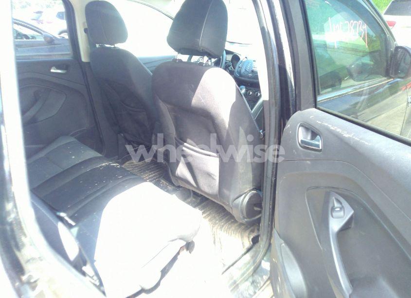 Photo 8 of 2015 Ford Escape SE (VIN 1FMCU9G96FUA10054)