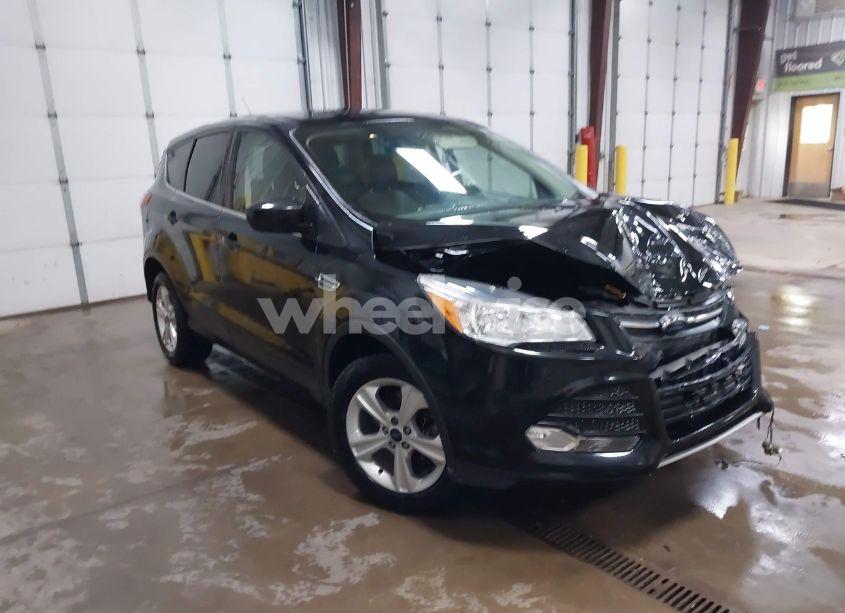 2015 Ford Escape SE (VIN 1FMCU9G96FUA10071) main photo