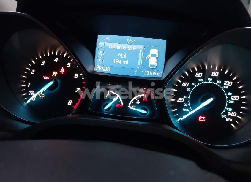 Photo 7 of 2015 Ford Escape SE (VIN 1FMCU9G96FUA10071)